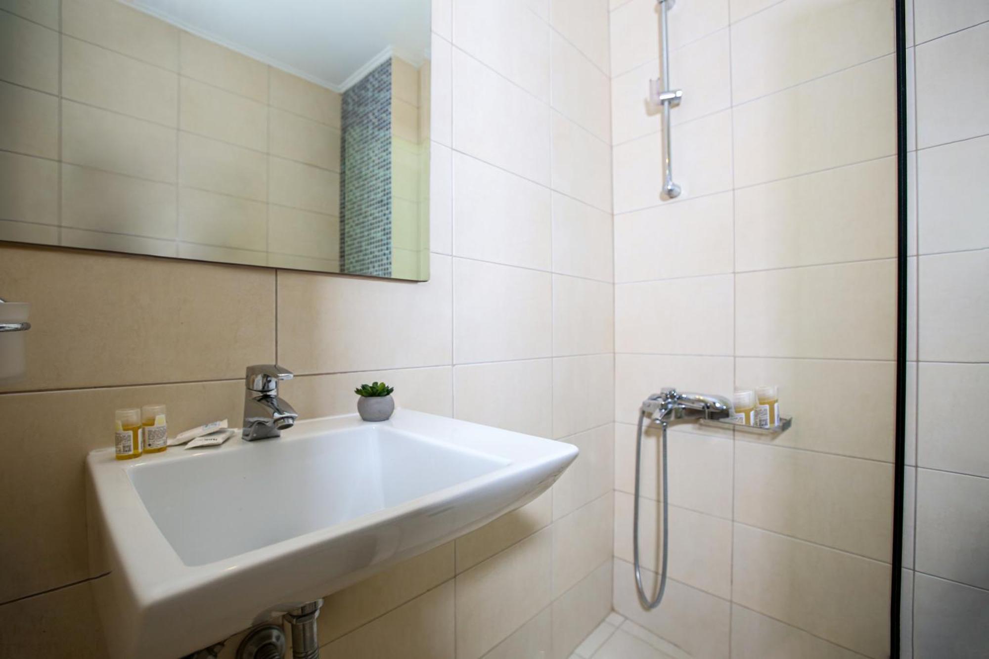 Hotel Astron Karditsa Bagian luar foto